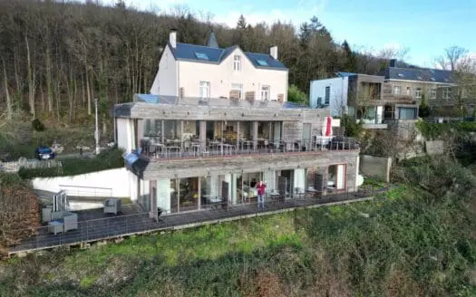 Commerce à vendre  665 m², 2000000 €