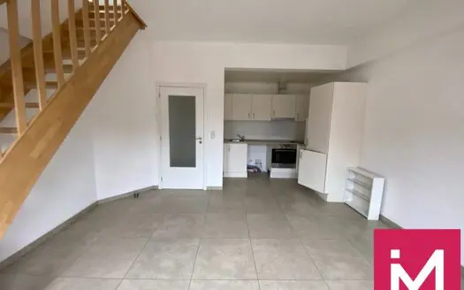 Appartement à louer  1 chambre 62 m², 695 €
