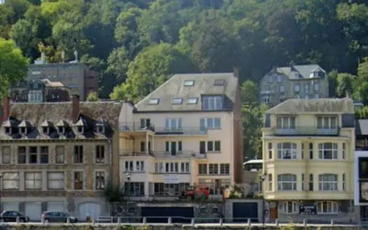 Appartement à louer  1 chambre 62 m², 695 €