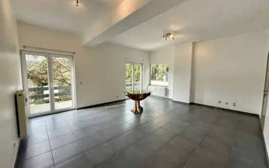 Appartement à vendre  1 chambre 61 m², 195000 €