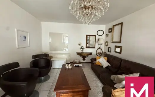 Appartement à vendre  2 chambres 100 m², 240000 €