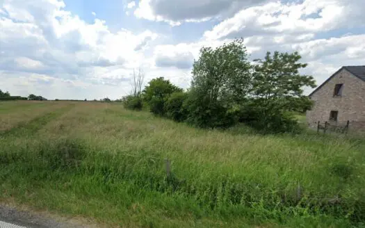 Terrain à vendre , 79000 €