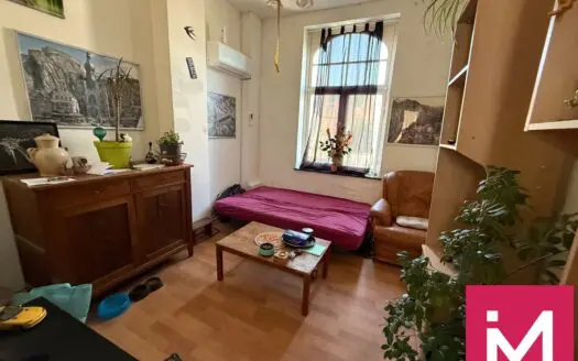 Maison à vendre  5 chambres 291 m², 245000 €