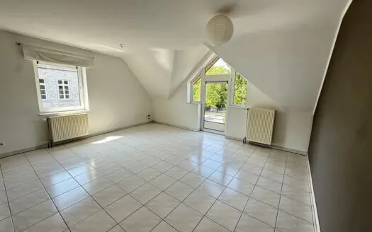Appartement à vendre  1 chambre 77 m², 239000 €