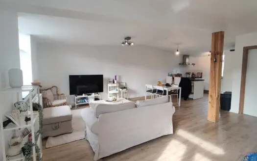 Appartement à louer  2 chambres, 835 €