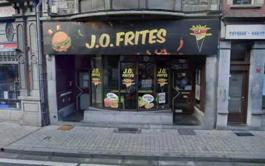 Commerce à louer  100 m², 1150 €