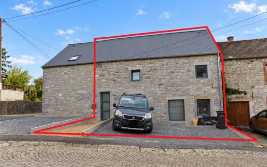 Maison à louer  3 chambres, 1100 €