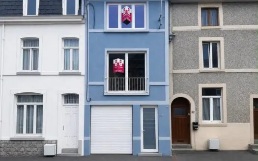Maison à vendre  2 chambres 116 m², 215000 €